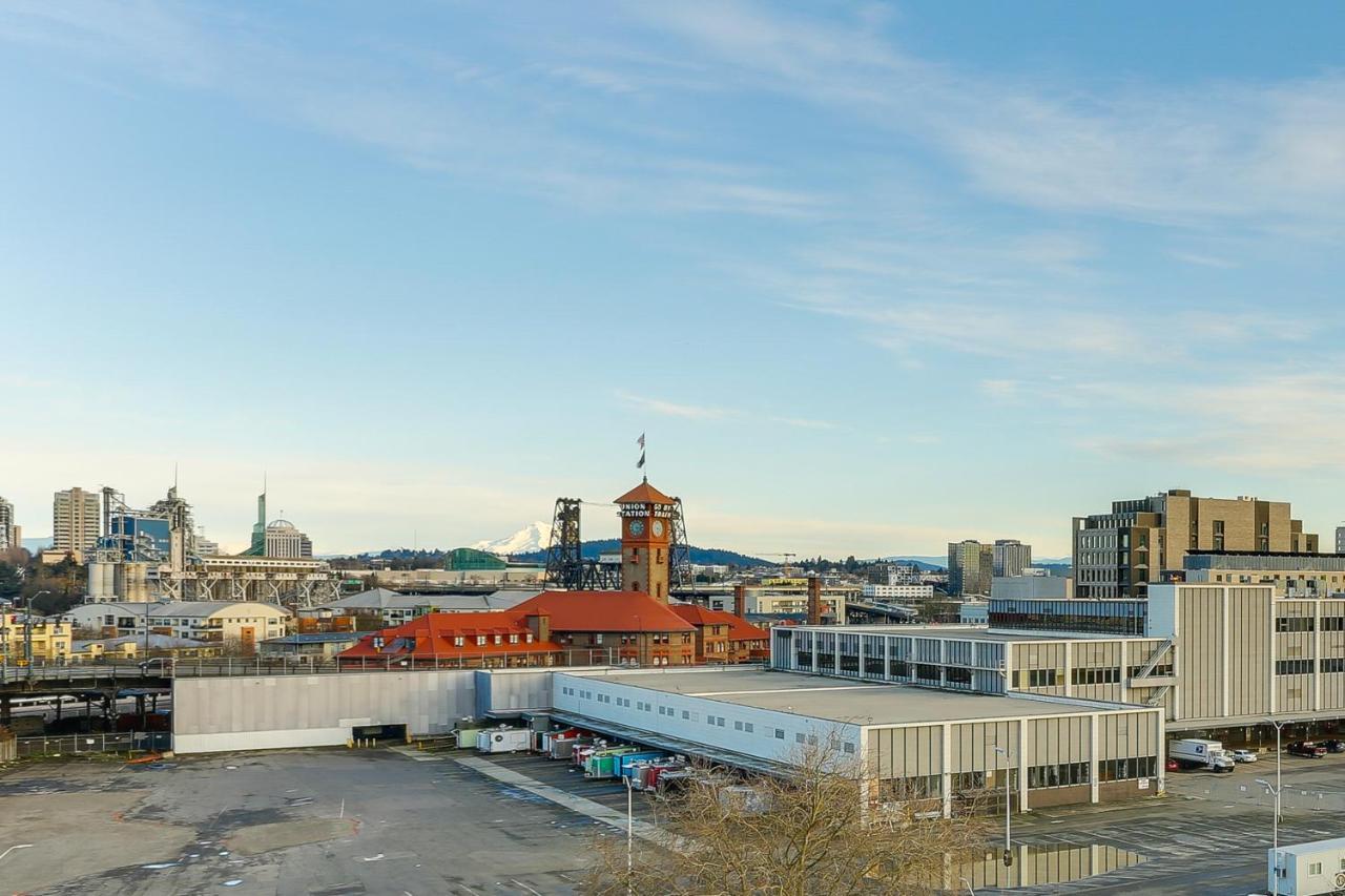 Renu Suites At The Burlington ポートランド エクステリア 写真